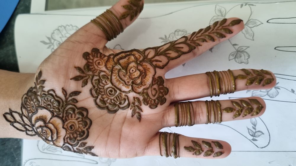 Photo From Floral designs - By Girly Henna by Sahana