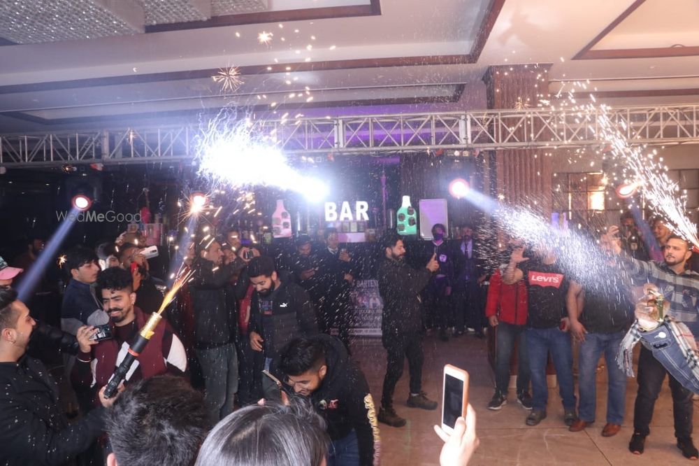 Photo From gigs pics - By DJ Rohit Makhan