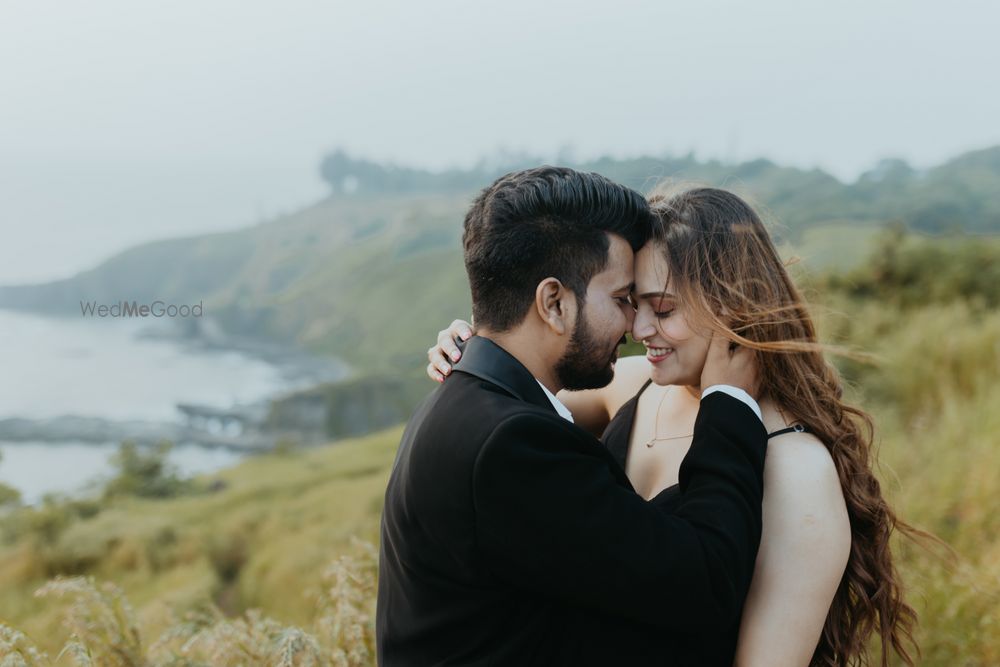 Photo From Goa Pre Wedding - By Light Strokes Photography