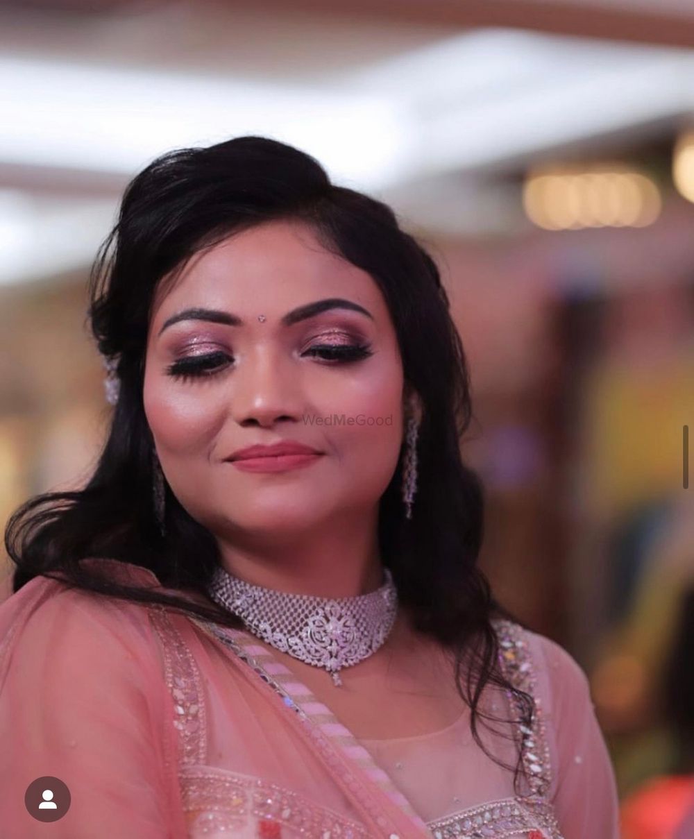 Photo From Engagement makeups - By Rashi Goyal Makeovers