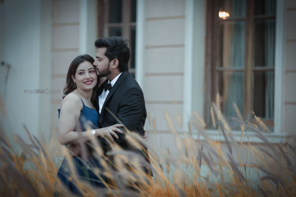 Photo From THE PICTURE VILLA - By WEDDING COLORS- Pre Wedding