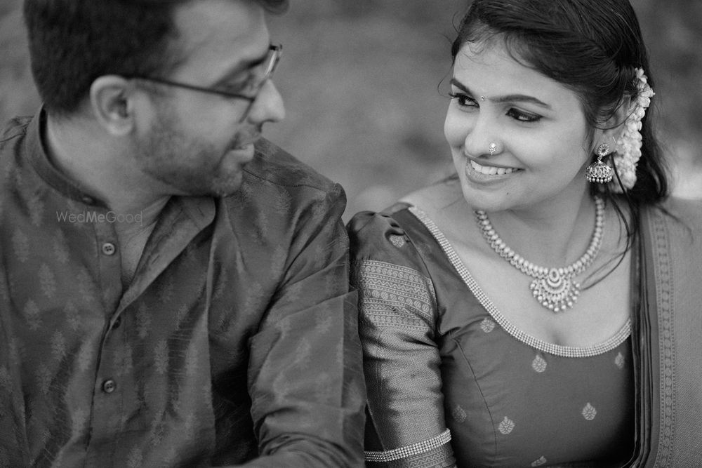 Photo From Mahesh & Ardra Engagement - By Sreenadh Vazhakunnam Photography