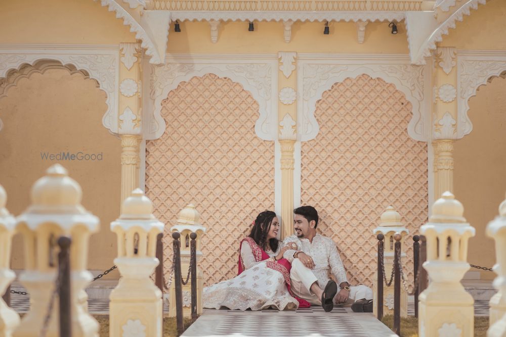 Photo From Tejas X Rajshree - By Manohar Studio - Pre Wedding