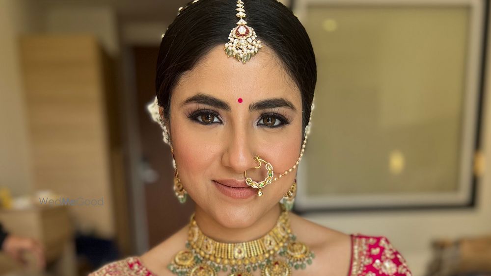 Makeup by Divya Vanvaria