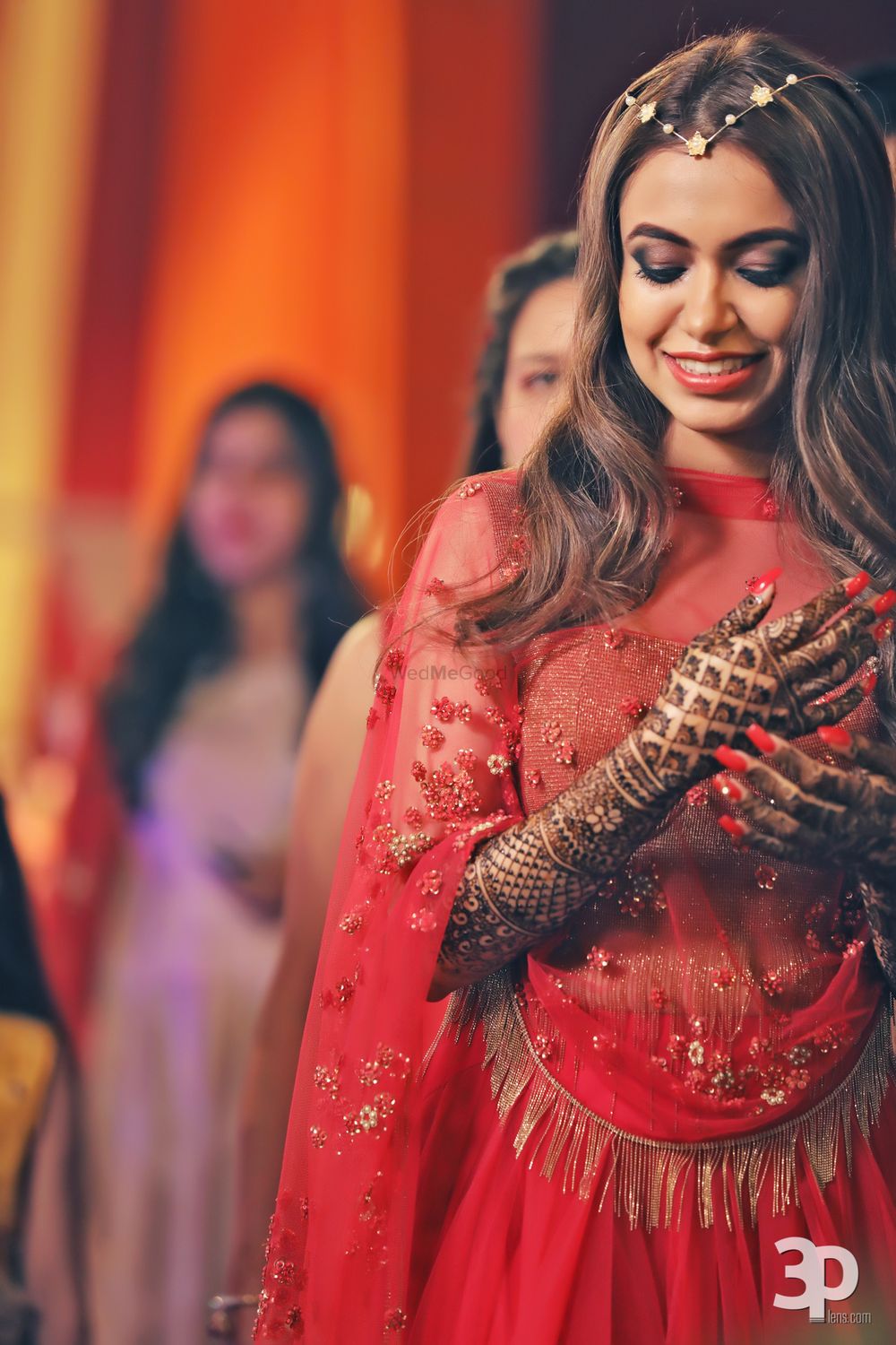 Photo of Modern mehendi jewellery with a unique mathapatti