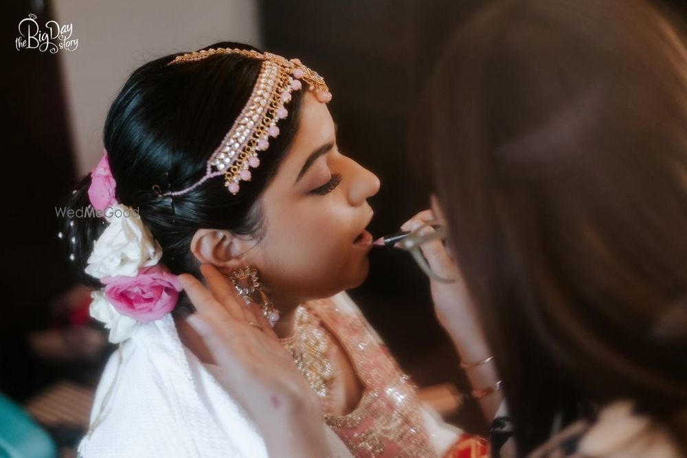 Photo From Bride Aishwarya  - By Divyaa Khemnani makeovers