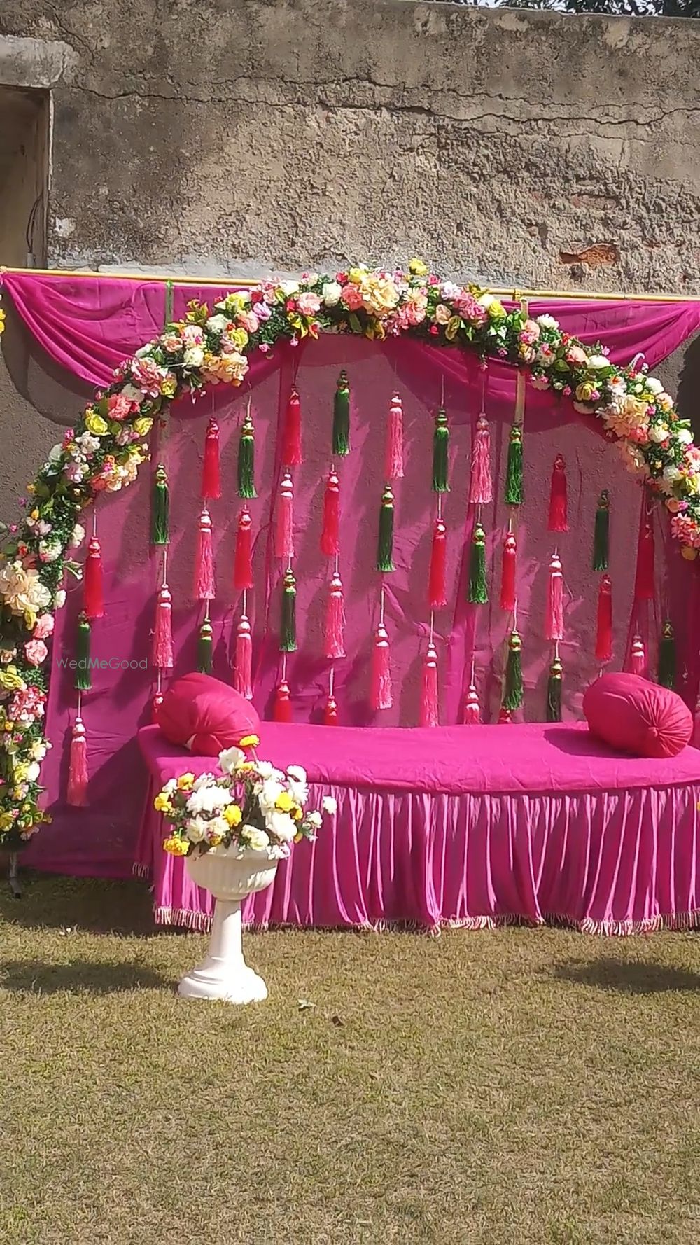 Photo From SHREYA MEHNDI DECOR delhi Msk Residency Duwarika on 16 & 18 February 2024 - By Golden Moment Decor