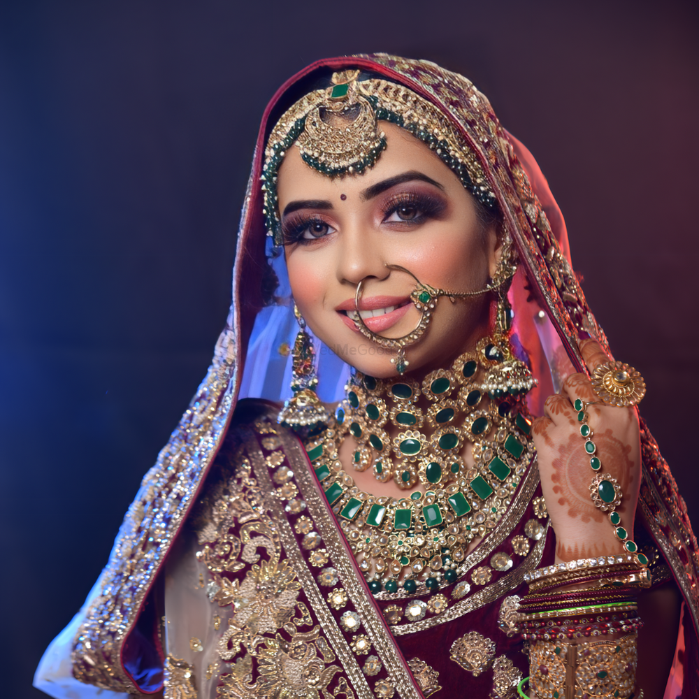 Photo From North Indian Bridal Makeup_Portfolio - By Makeup By Needhi KKansal