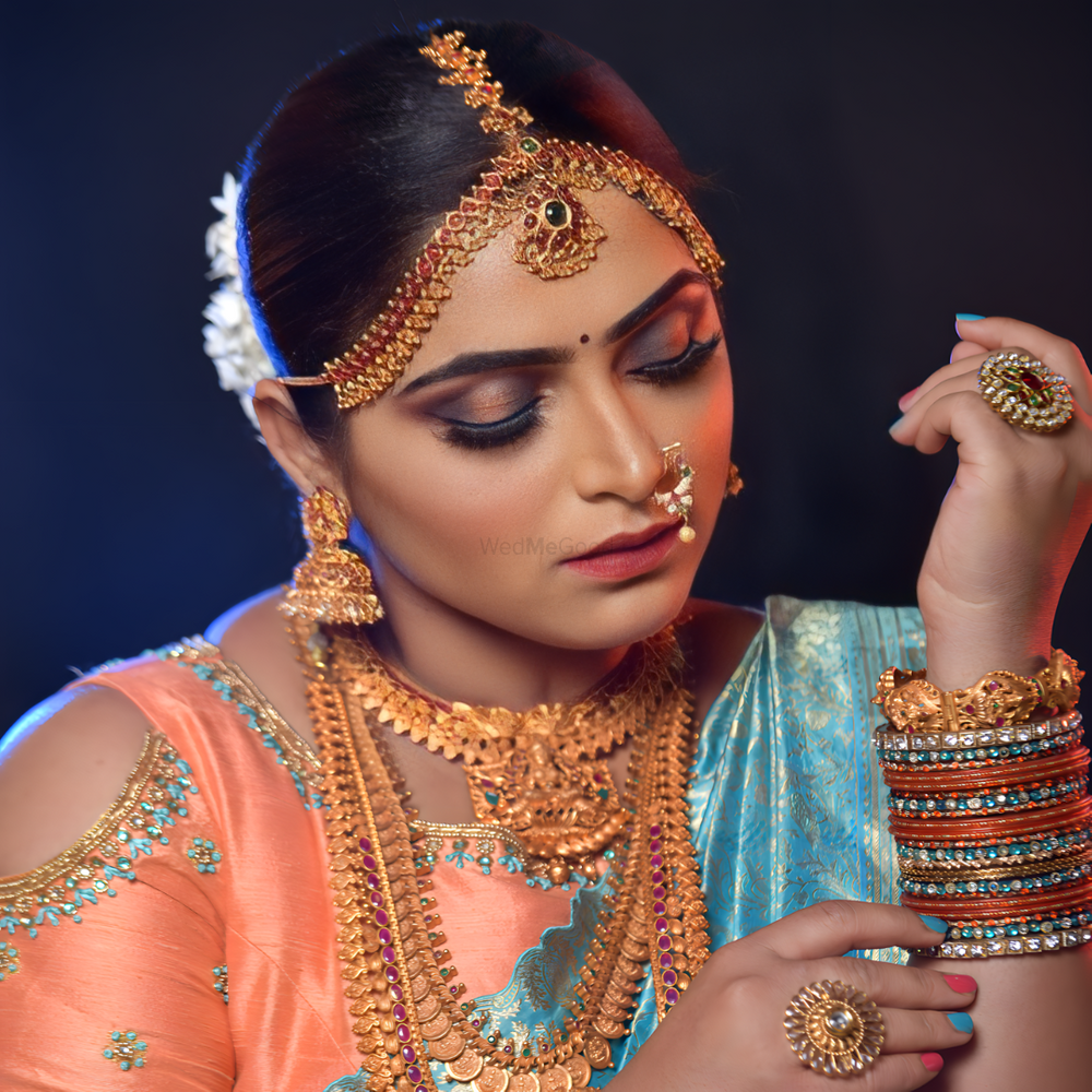 Photo From Muhurtham Makeup Look - By Makeup By Needhi KKansal