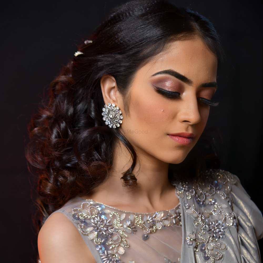 Photo From Engagement Look _Styling & Makeup - By Makeup By Needhi KKansal