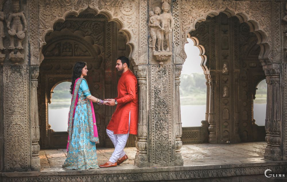 Photo From Priya + Aayush (Pre-Wedding) - By Glims Photography
