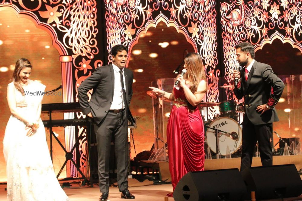 Photo From PRERNA & JATIN's SANGEET - By Anchor Gitesh Singh