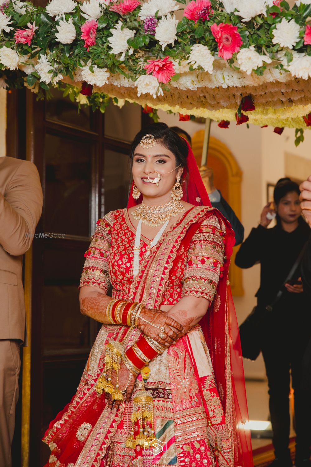 Photo From Bride Shreya - By Dee Makeovers