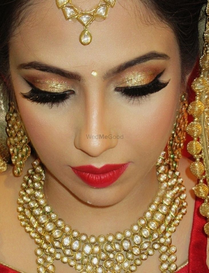 Photo From Sangeet Wedding Reception looks for Shweta - By Ritu Babbar Makeup and Hair