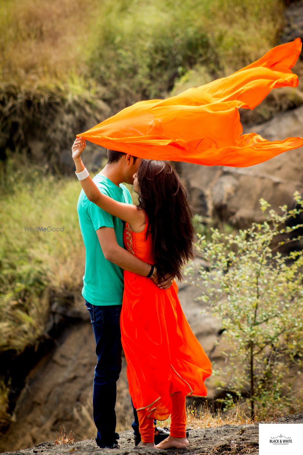 Photo From Pre-wedding - By Black and White