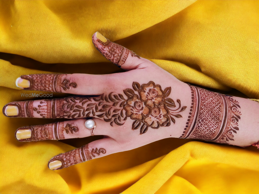 Photo From CLIENT'S MEHENDI - By Red Wings Mehendi 