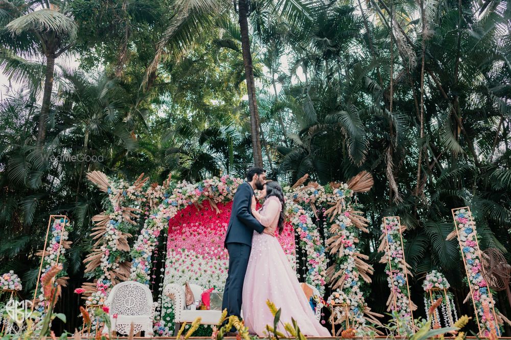 Photo From Kavita Sairohit: Reception at Exotica Retreat, Thane - By Band Baaja Capture