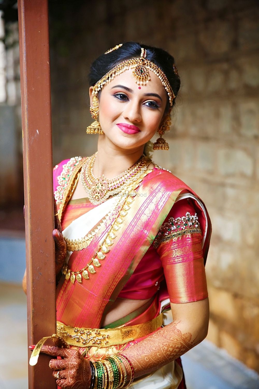 Photo of South Indian bridal look in dull pink kanjiavaram