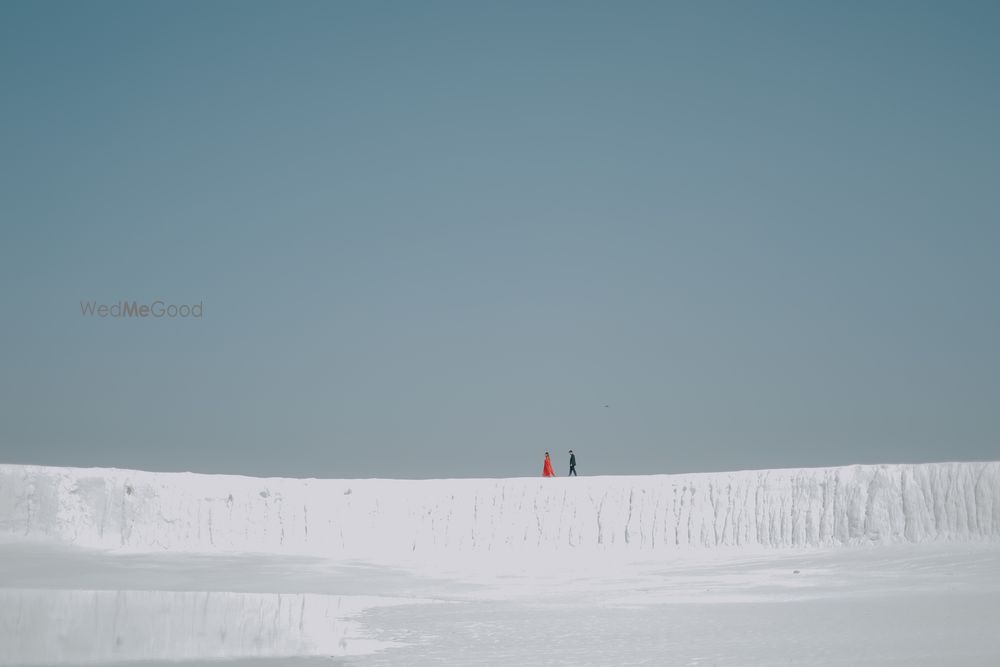 Photo From Deepak & Jyoti - Pre Wedding - By Picfiniti Studios