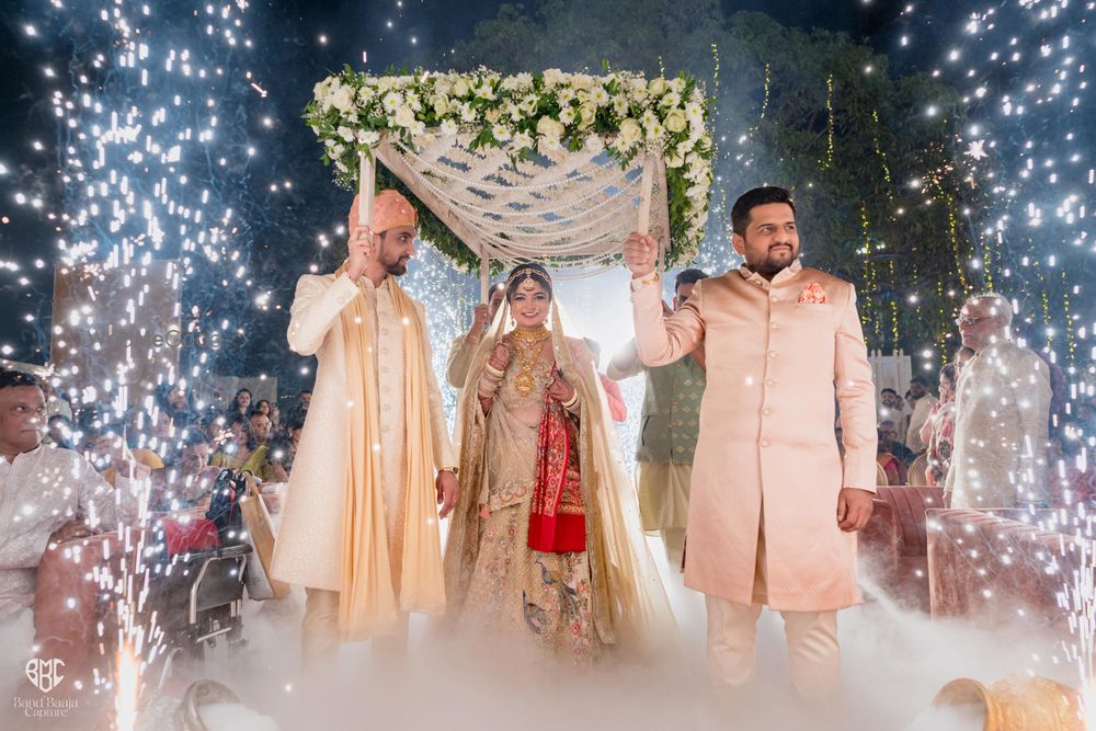 Photo From Vishal Upasna: Gujrati Wedding at Queens Lawns, Borivali - By Band Baaja Capture