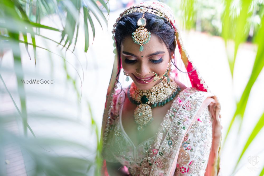 Photo From Yash Devanshi: Stunning Gujrati Wedding at Asian Banquets, Mulund - By Band Baaja Capture