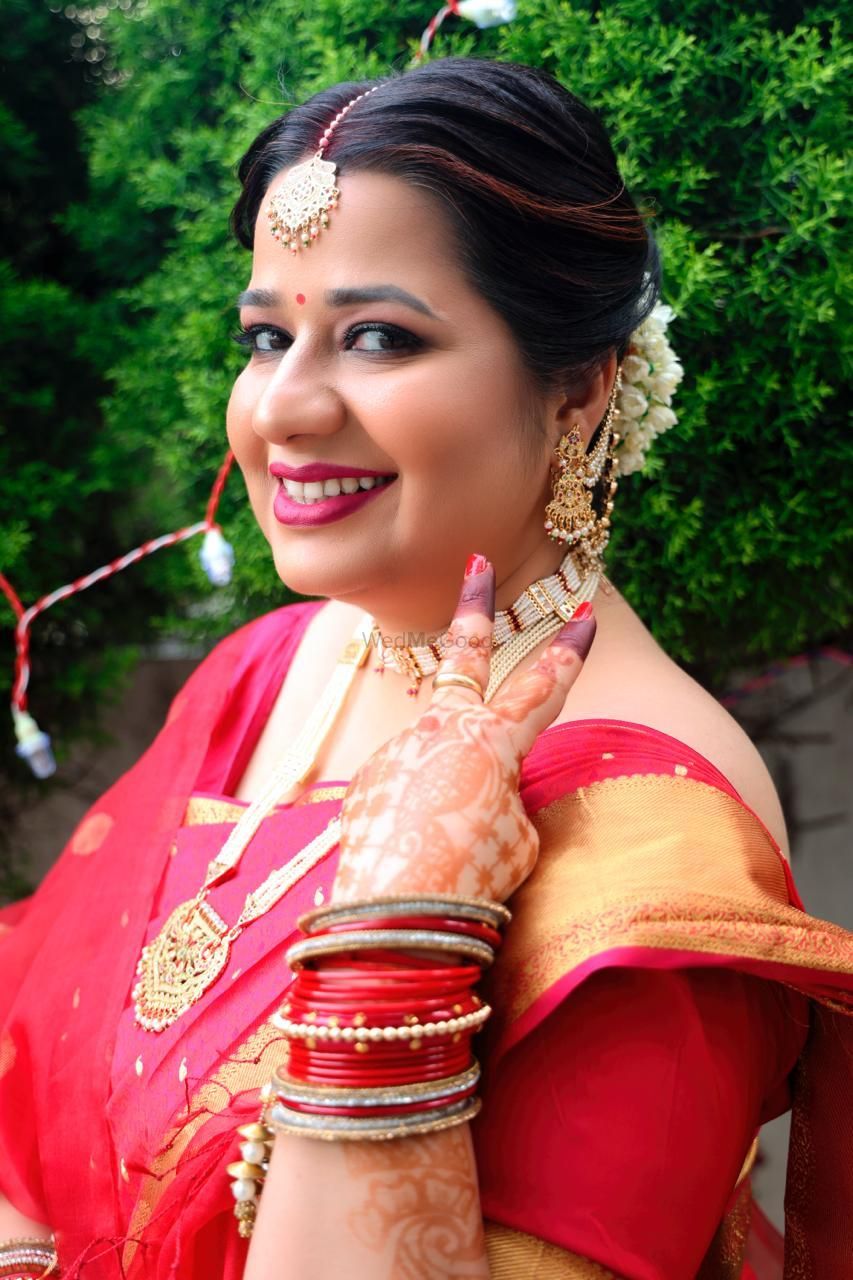 Photo From Samriddhi X "Red Saree Elegance" - By Makeovers by Harsha