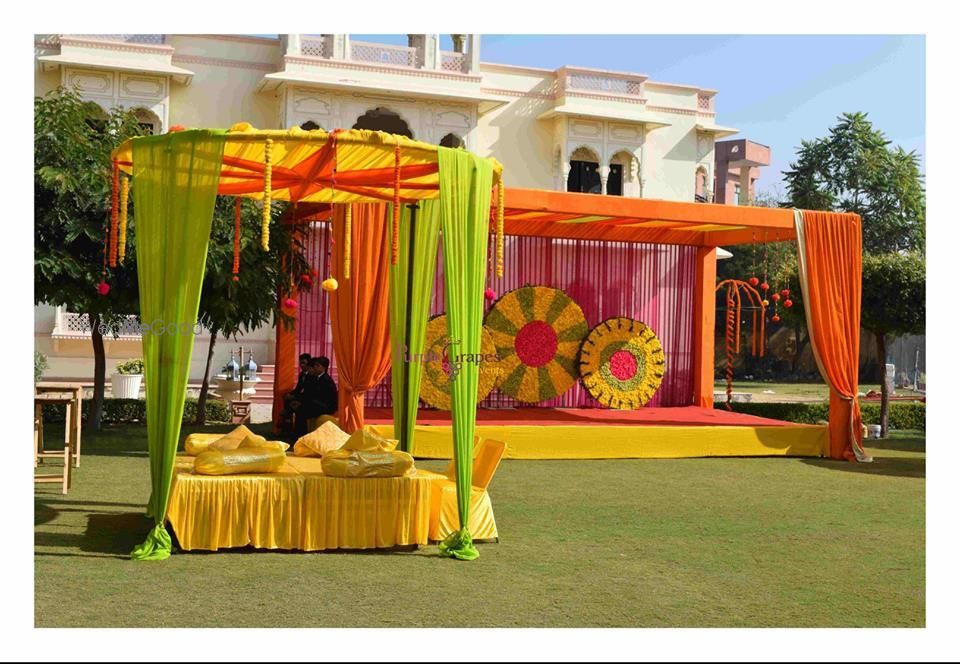 Photo From Neon is so fun & Funky & Oh so Chic mehndi decor~e!! - By Purple Grapes Weddings & Event Planner