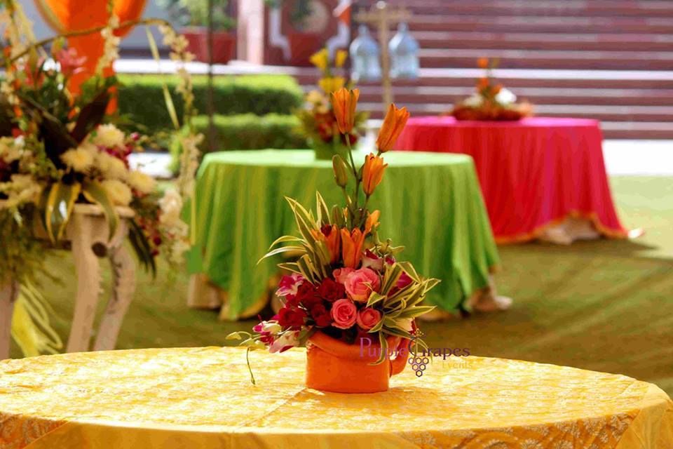 Photo From Neon is so fun & Funky & Oh so Chic mehndi decor~e!! - By Purple Grapes Weddings & Event Planner