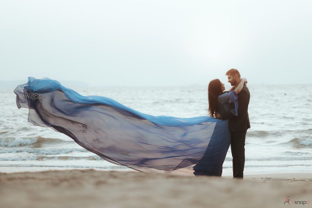 Photo From Pre-wedding Beach - By VsnapU