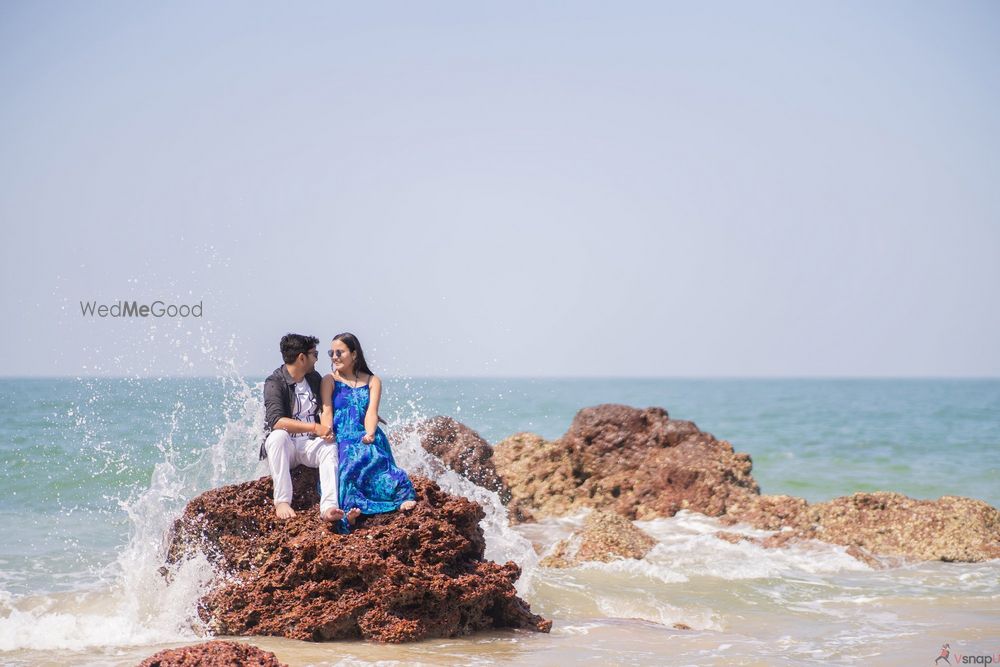 Photo From Pre-wedding Beach - By VsnapU