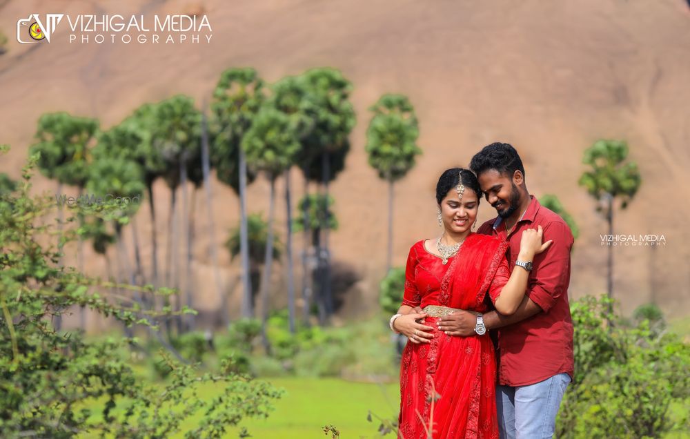 Photo From Pre Wedding 02 - By Vizhigal Media - Pre Wedding