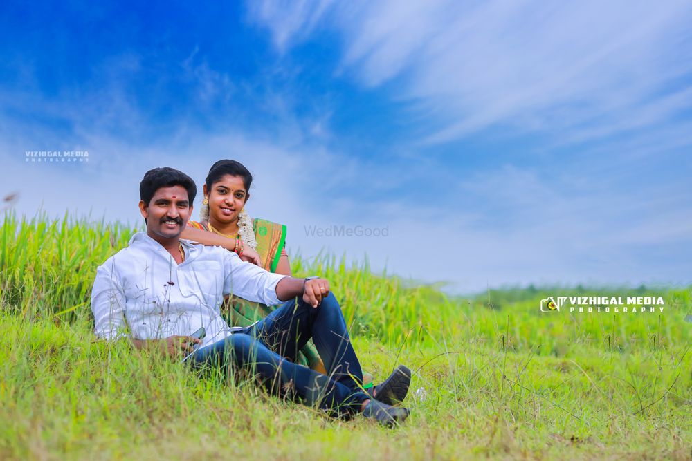 Photo From Pre Wedding 01 - By Vizhigal Media - Pre Wedding