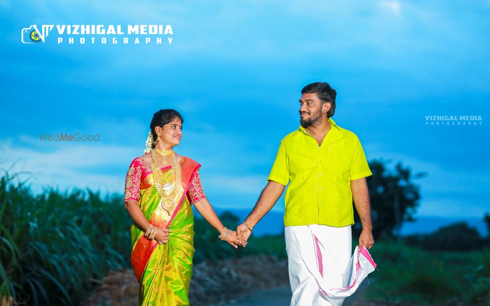 Photo From Pre Wedding 03 - By Vizhigal Media - Pre Wedding