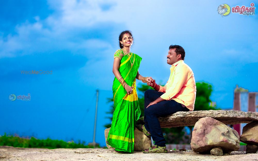 Photo From Post Wedding 01 - By Vizhigal Media - Pre Wedding