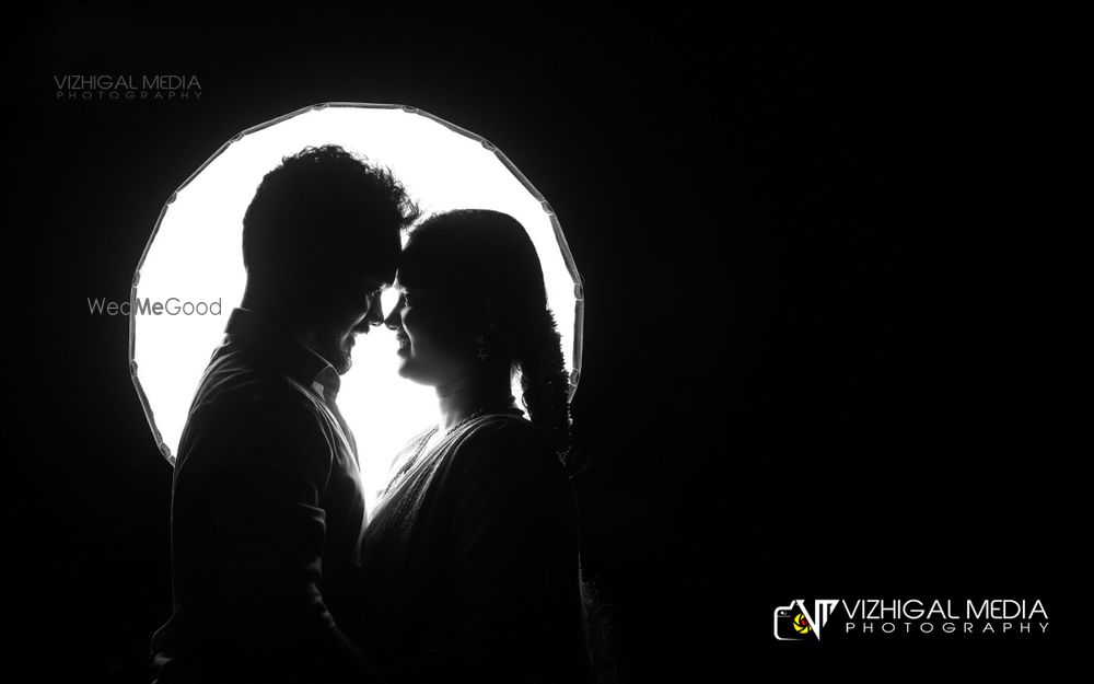 Photo From Post Wedding 02 - By Vizhigal Media - Pre Wedding