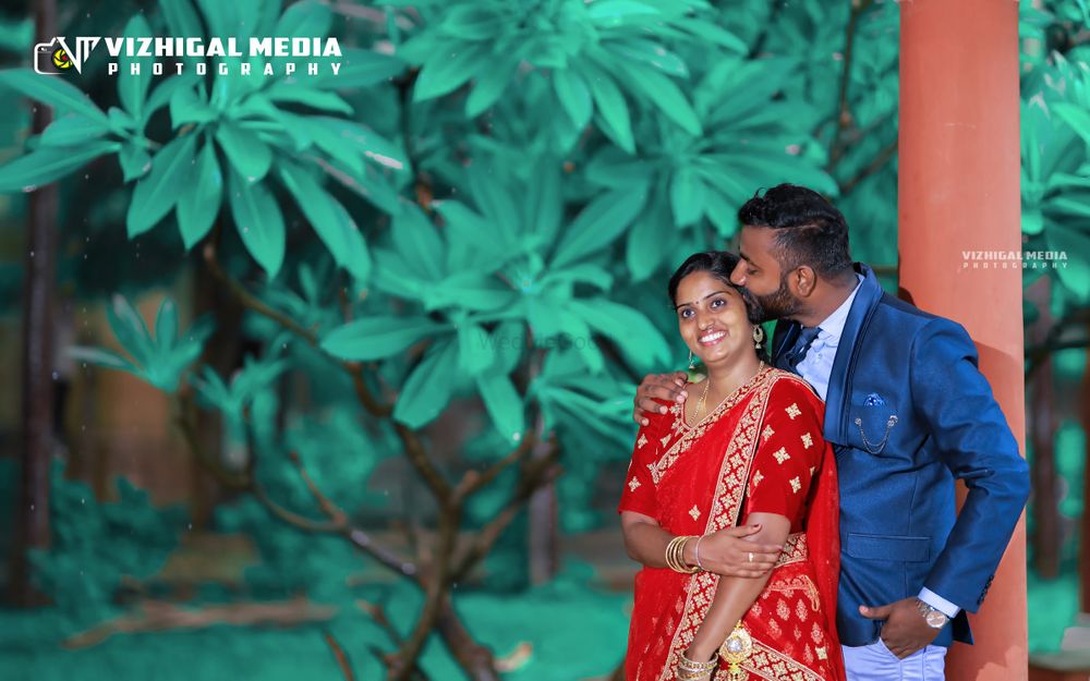Photo From Post Wedding 04 - By Vizhigal Media - Pre Wedding