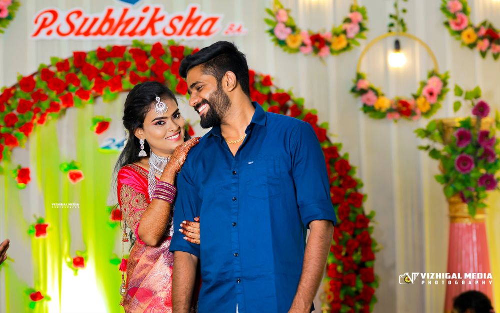 Photo From Engagement 01 - By Vizhigal Media - Pre Wedding