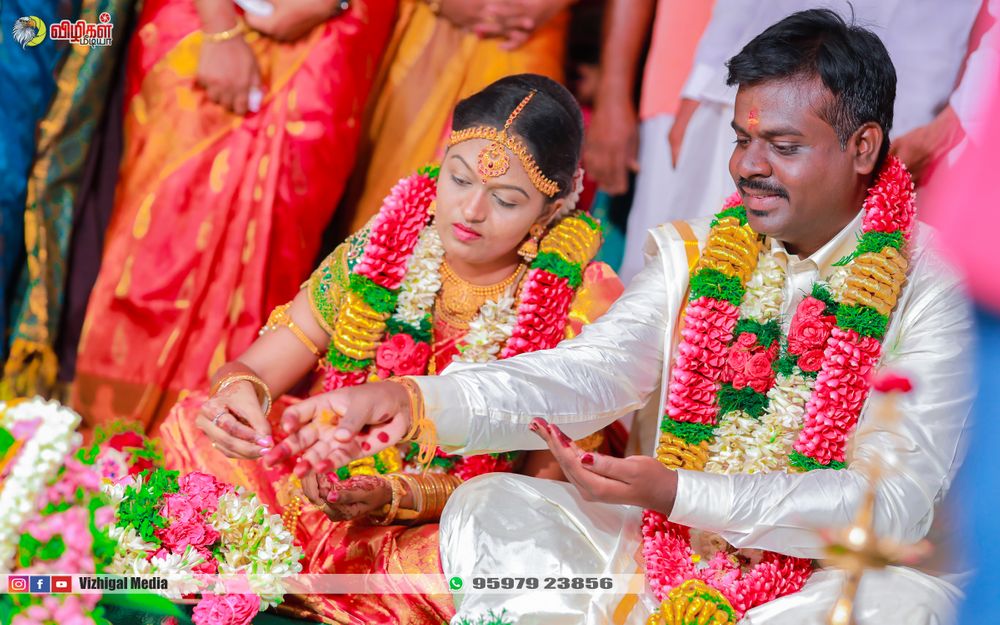 Photo From bride and groom Candids - By Vizhigal Media - Pre Wedding