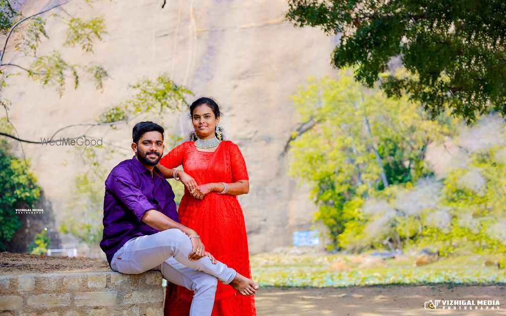 Photo From Pre Wedding 04 - By Vizhigal Media - Pre Wedding