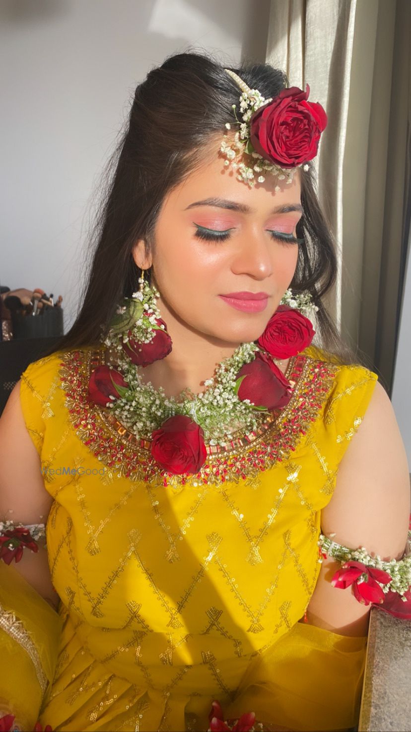 Photo From Haldi Brides - By Makeup by Muskan Wadhwani