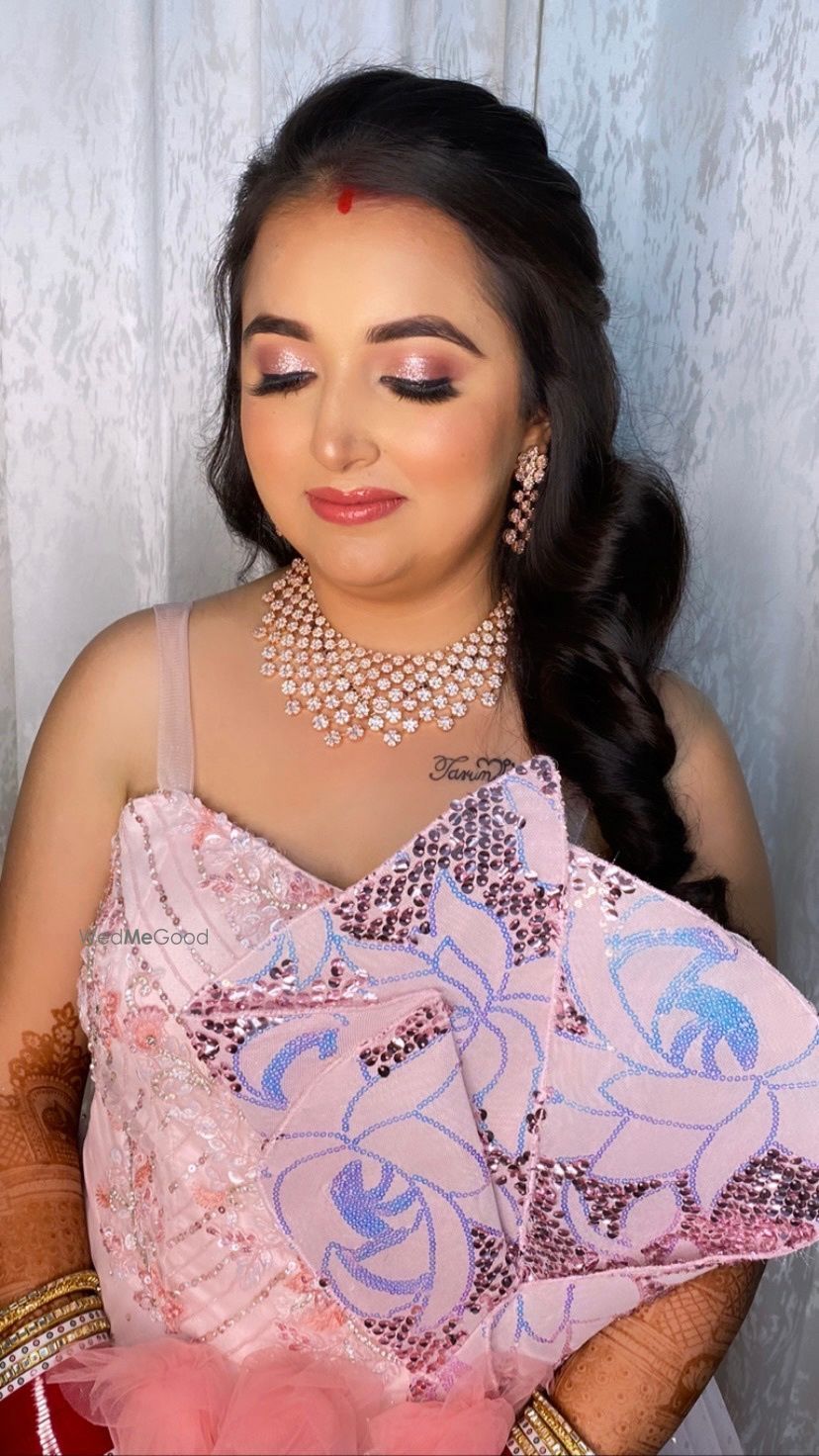 Photo From Reception and Engagement brides - By Makeup by Muskan Wadhwani