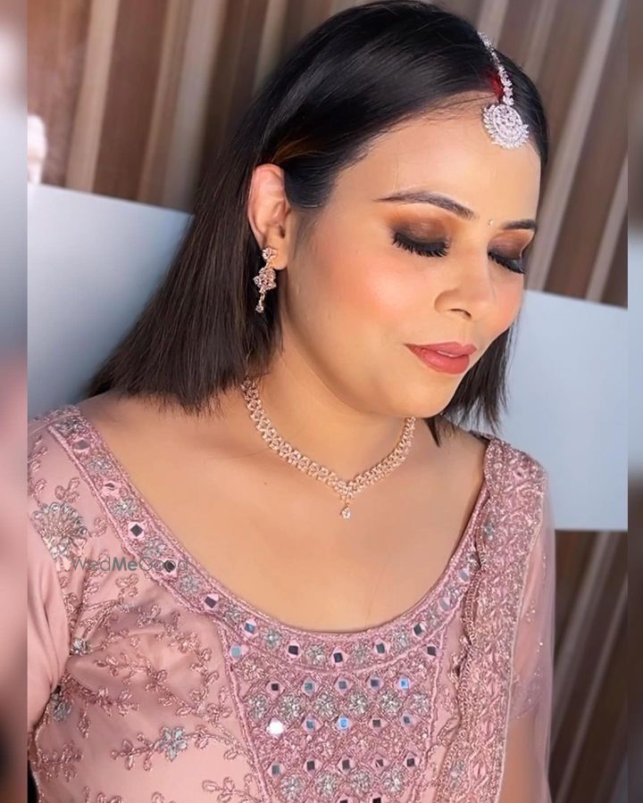 Photo From Roka/Reception Bride - By Ayushi Singh Chandel Makeup