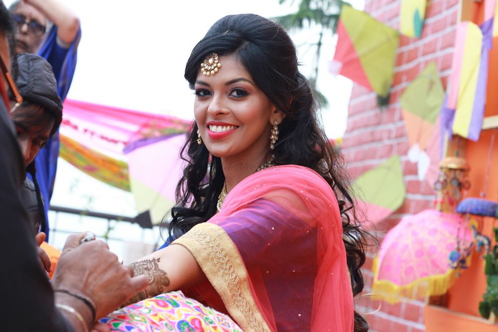 Photo From Wedding/Mehndi/Sangeet-Sneha - By Supriti Batra Makeup Studio