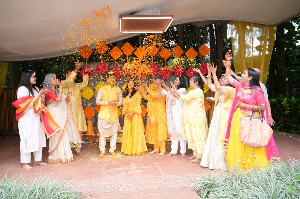 Photo From Haldi of Shantanu and Aishwarya, Gujrati + Kannadiga Wedding - By Emcee Pramod Gowda