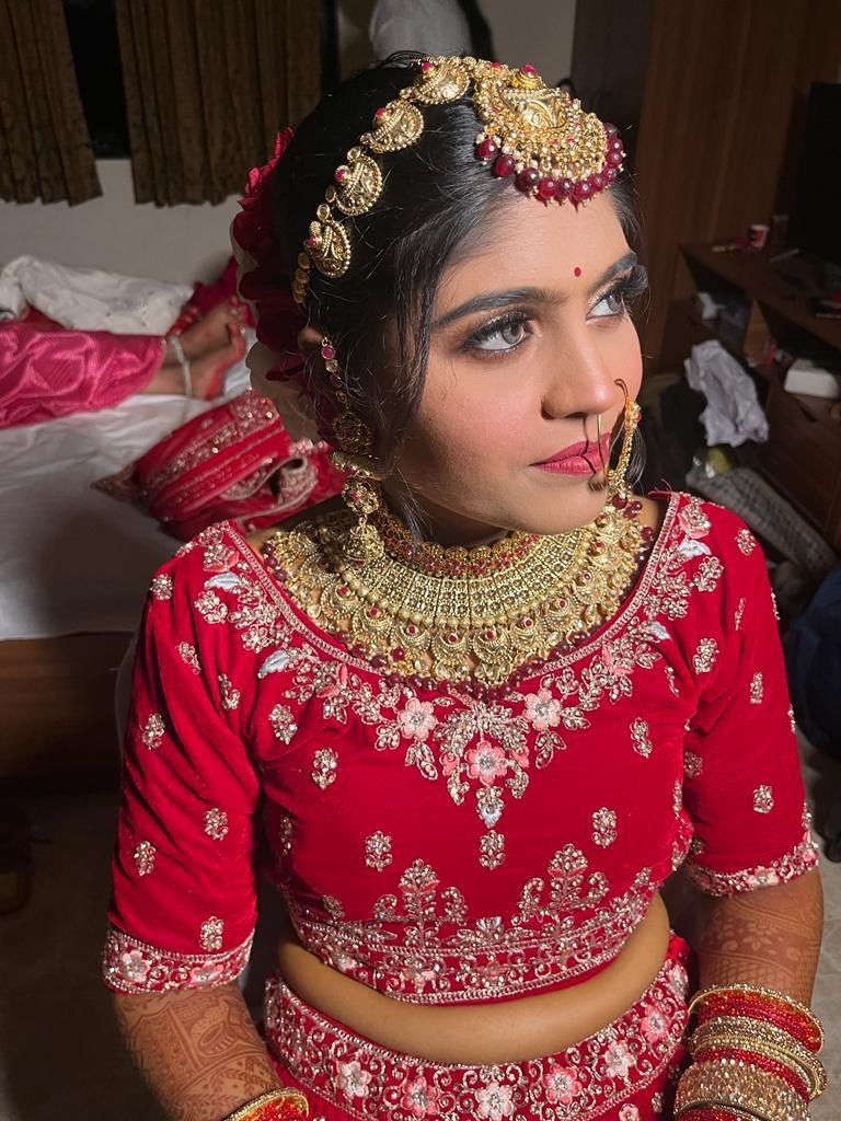 Photo From Surbhi’s wedding - By Somi Khan Makeup Artist