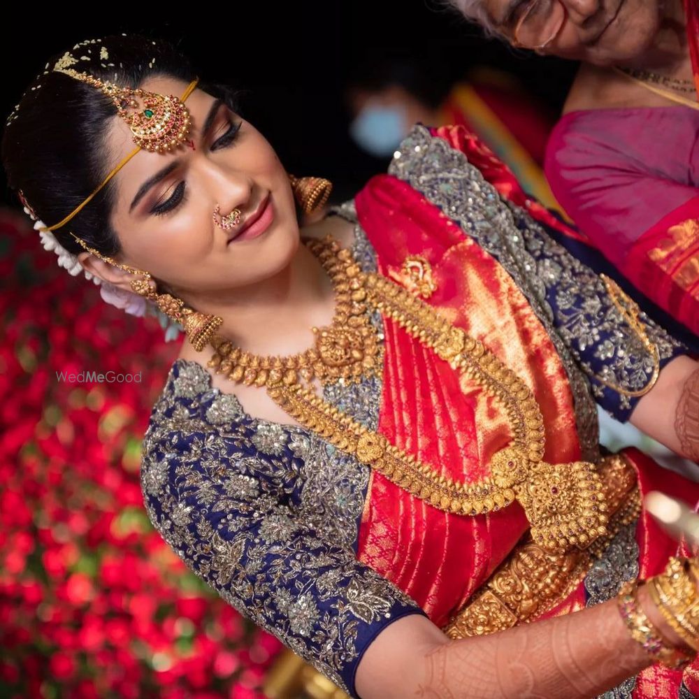 Photo From Bride Ujjwala - By Dejavu Makeup By Vinni