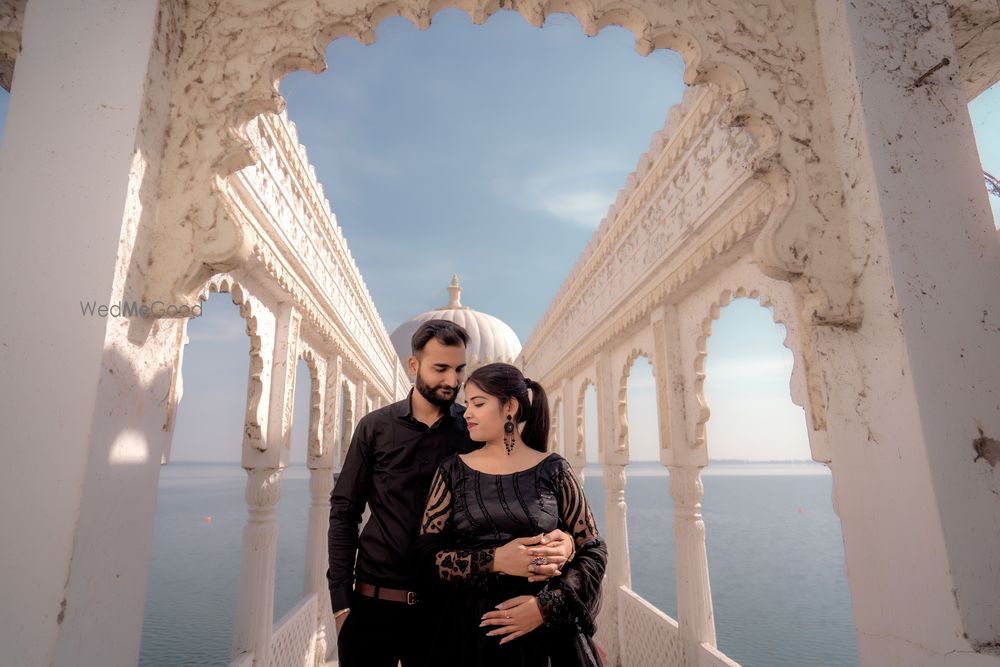 Photo From pre wedding - By Aarav Photography