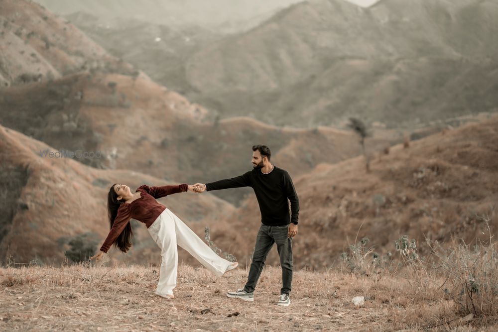 Photo From pre wedding - By Aarav Photography
