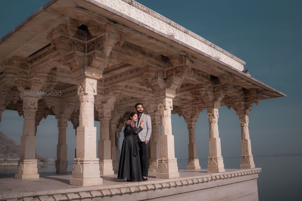 Photo From pre wedding - By Aarav Photography