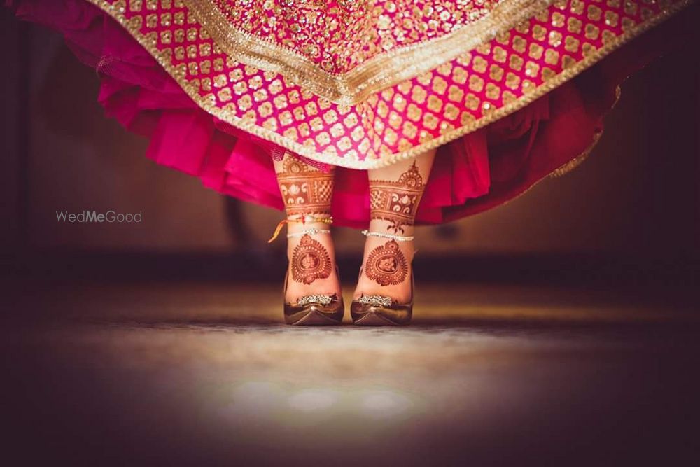 Photo of Bridal shoes and mehendi